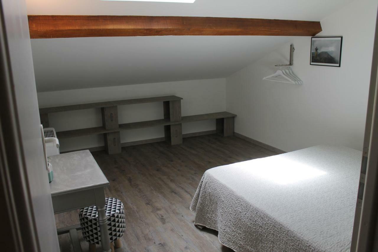 Gites Clodeguy No 2 Saint-Sylvestre-sur-Lot Exterior photo